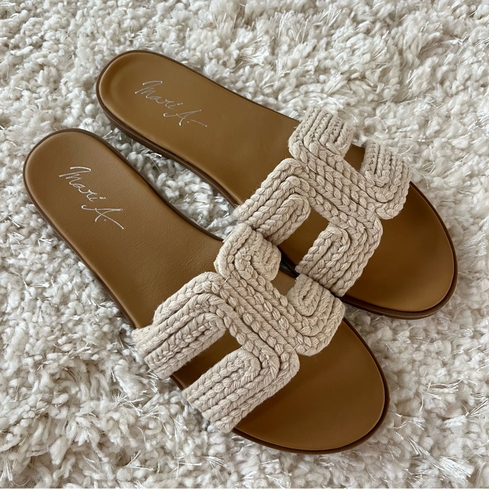 New in box Woven Braided Sandals